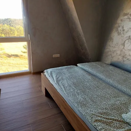 Divci Tron 9 Lägenhet *