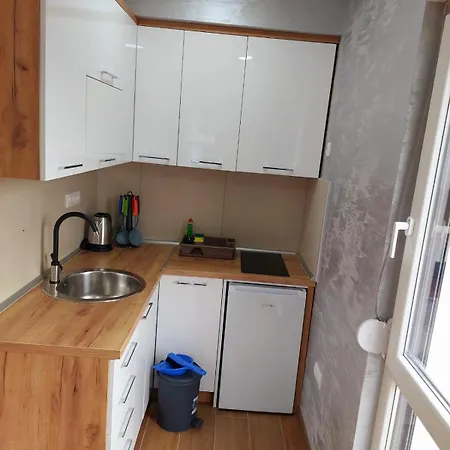 Divci Tron 9 Lägenhet